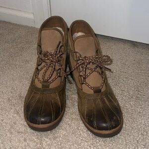 UGG Hapsburg Duck boot chestnut leather
